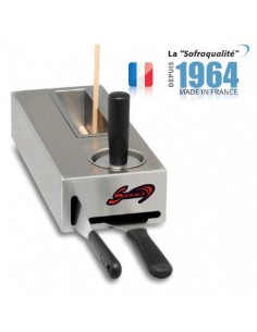 KIT comprenant : 2 spatules, 2"T" en bois, 1 tampon graisseur et un lot de mix de pâte à crêpes.